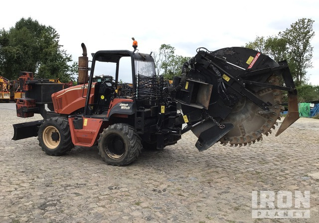 2005 Ditch Witch RT115H 4x4x4 Trancheuse Trencher - Rovokopač: slika 3 2005 Ditch Witch RT115H 4x4x4 Trancheuse Trencher - Rovokopač: slika 3