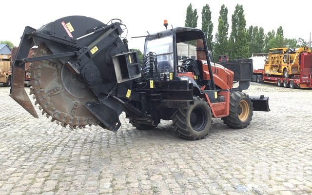 2005 Ditch Witch RT115H 4x4x4 Trancheuse Trencher - Rovokopač: slika 5 2005 Ditch Witch RT115H 4x4x4 Trancheuse Trencher - Rovokopač: slika 5