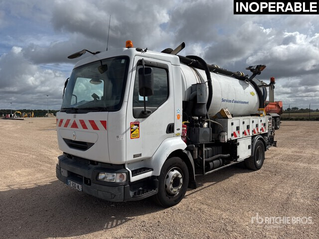 2005 Renault Midlum 220 dCi 2005 Rivard Cleanfos 16T on 4x2 ... Vacuum Excavator Truck - Vakuumska cisterna: slika 2 2005 Renault Midlum 220 dCi 2005 Rivard Cleanfos 16T on 4x2 ... Vacuum Excavator Truck - Vakuumska cisterna: slika 2