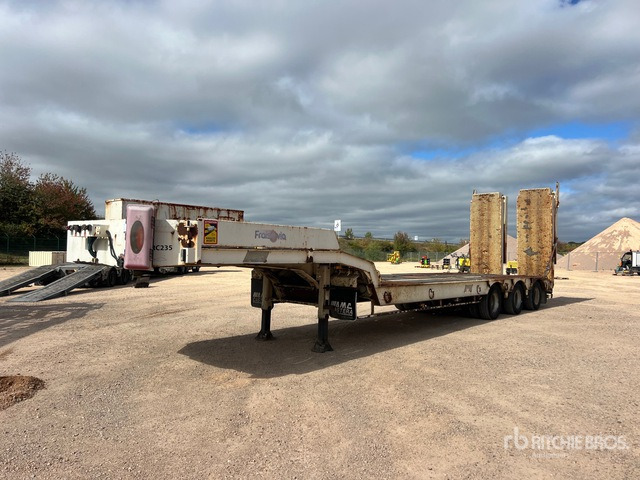 2008 Castera 3SS34T Remorque Porte-Engins 3 Essieux ... Lowboy Trailer - Niska poluprikolica za prevoz: slika 2 2008 Castera 3SS34T Remorque Porte-Engins 3 Essieux ... Lowboy Trailer - Niska poluprikolica za prevoz: slika 2