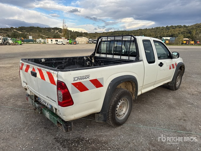 2010 Isuzu D-Max 4x4 Pickup - Pikap: slika 3 2010 Isuzu D-Max 4x4 Pickup - Pikap: slika 3