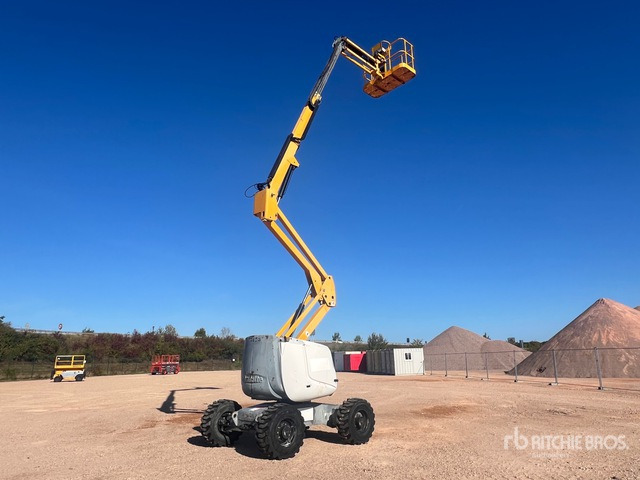 2011 Haulotte HA16SPX 4WD Nacelle Articulee Articulating Boom Lift - Zglobna platforma: slika 3 2011 Haulotte HA16SPX 4WD Nacelle Articulee Articulating Boom Lift - Zglobna platforma: slika 3