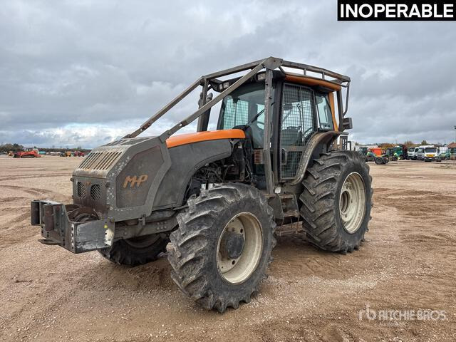 2011 Valtra T161H 4x4 Tracteur Agricole (Inoperable) 4WD Tractor - Traktor: slika 1 2011 Valtra T161H 4x4 Tracteur Agricole (Inoperable) 4WD Tractor - Traktor: slika 1