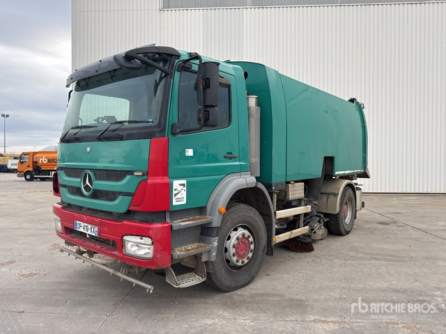 2012 Mercedes-Benz Axor 2012 Brock 7M3 on Balayeuse Sweeper Truck - Autočistilica: slika 1 2012 Mercedes-Benz Axor 2012 Brock 7M3 on Balayeuse Sweeper Truck - Autočistilica: slika 1