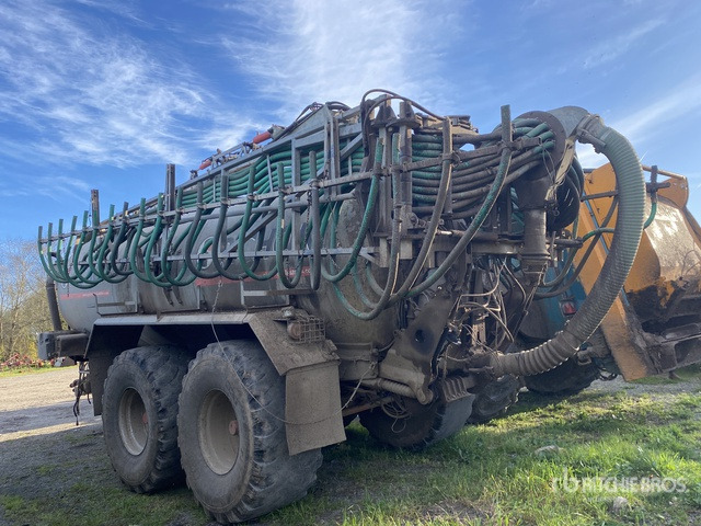 2012 Pichon TCI 18500 18500 L 15m Citerne A Lisier 2 ... Manure Tank - Tarup/ Mulčer: slika 1 2012 Pichon TCI 18500 18500 L 15m Citerne A Lisier 2 ... Manure Tank - Tarup/ Mulčer: slika 1