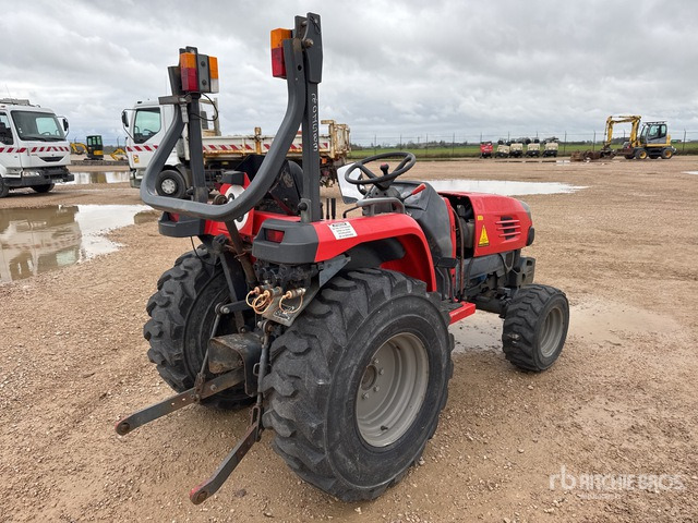 2015 Kubota STV36R 4WD Tracteur Utilitaire (Inoper ... Utility Tractor - Mali traktor: slika 3 2015 Kubota STV36R 4WD Tracteur Utilitaire (Inoper ... Utility Tractor - Mali traktor: slika 3