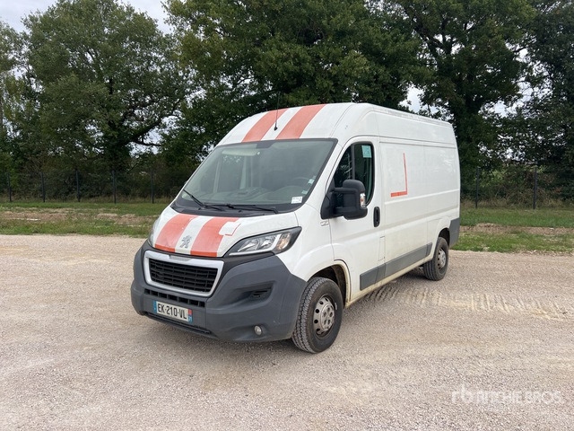 2017 Peugeot Boxer Vehicule Utilitaire Cargo Van - Furgon: slika 2 2017 Peugeot Boxer Vehicule Utilitaire Cargo Van - Furgon: slika 2
