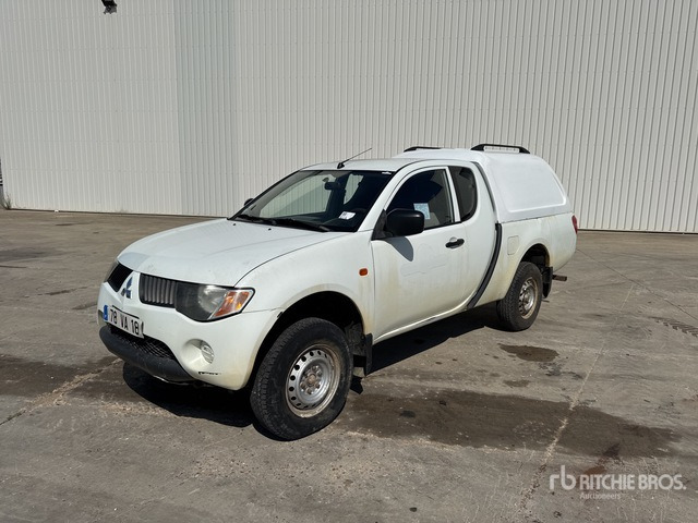2008 Mitsubishi L200 DI-D Vehicule Utilitaire Cargo Van - Dostavno vozilo: slika 1 2008 Mitsubishi L200 DI-D Vehicule Utilitaire Cargo Van - Dostavno vozilo: slika 1