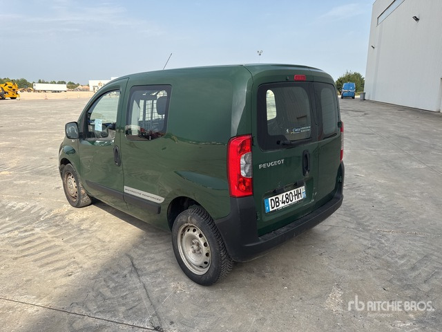 2013 Peugeot Bipper Vehicule Utilitaire Cargo Van - Dostavno vozilo: slika 3 2013 Peugeot Bipper Vehicule Utilitaire Cargo Van - Dostavno vozilo: slika 3