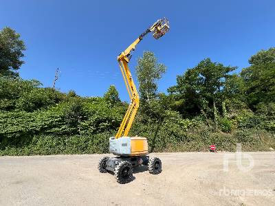 HAULOTTE HA16RTJPRO 4WD Diesel Nacelle Articulee - Zglobna platforma: slika 2 HAULOTTE HA16RTJPRO 4WD Diesel Nacelle Articulee - Zglobna platforma: slika 2