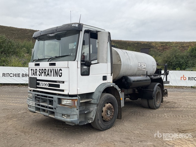 2002 Iveco Tector 4x2 Asphalt Distributor Truck - Tarup/ Mulčer: slika 1 2002 Iveco Tector 4x2 Asphalt Distributor Truck - Tarup/ Mulčer: slika 1