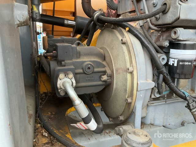 2008 Haulotte UHA20 4WD Diesel Articulating Boom Lift - Zglobna platforma: slika 1 2008 Haulotte UHA20 4WD Diesel Articulating Boom Lift - Zglobna platforma: slika 1