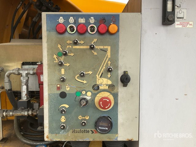 2008 Haulotte UHA20 4WD Diesel Articulating Boom Lift - Zglobna platforma: slika 4 2008 Haulotte UHA20 4WD Diesel Articulating Boom Lift - Zglobna platforma: slika 4