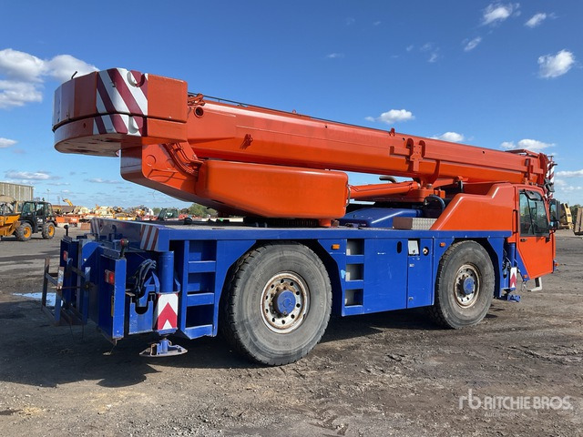 2008 Terex Demag AC40/2L 5 t 4x4 All Terrain Crane - Autokran za sve terene: slika 5 2008 Terex Demag AC40/2L 5 t 4x4 All Terrain Crane - Autokran za sve terene: slika 5