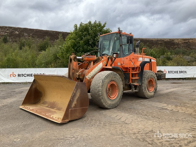 2011 Doosan DL300 Wheel Loader - Utovarivač točkaš: slika 2 2011 Doosan DL300 Wheel Loader - Utovarivač točkaš: slika 2