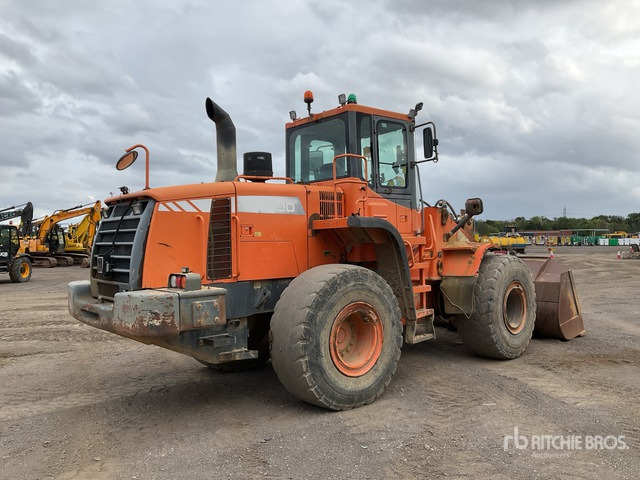 2011 Doosan DL300 Wheel Loader - Utovarivač točkaš: slika 4 2011 Doosan DL300 Wheel Loader - Utovarivač točkaš: slika 4