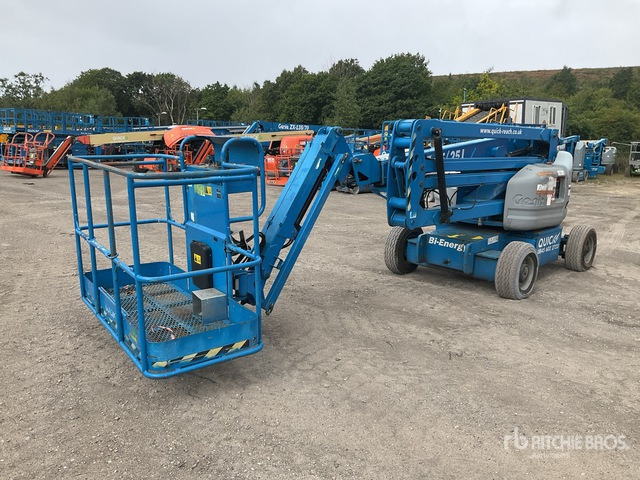 2011 Genie Z4525J 2WD Hybrid Articulating Boom Lift - Zglobna platforma: slika 2 2011 Genie Z4525J 2WD Hybrid Articulating Boom Lift - Zglobna platforma: slika 2