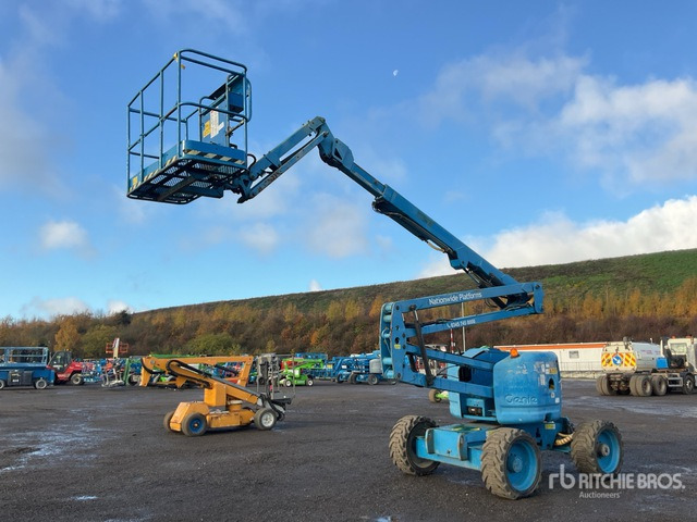 2012 Genie Z45/25J 4WD Diesel Articulating Boom Lift - Zglobna platforma: slika 2 2012 Genie Z45/25J 4WD Diesel Articulating Boom Lift - Zglobna platforma: slika 2