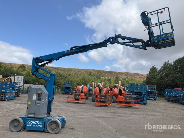 2015 Genie Z30N 10m Narrow Electric Boom Articulating Boom Lift - Zglobna platforma: slika 1 2015 Genie Z30N 10m Narrow Electric Boom Articulating Boom Lift - Zglobna platforma: slika 1