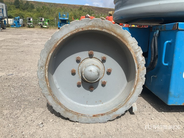 2015 Genie Z30N 10m Narrow Electric Boom Articulating Boom Lift - Zglobna platforma: slika 5 2015 Genie Z30N 10m Narrow Electric Boom Articulating Boom Lift - Zglobna platforma: slika 5