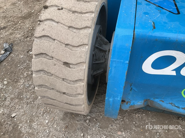 2015 Genie Z30N 10m Narrow Electric Boom Articulating Boom Lift - Zglobna platforma: slika 5 2015 Genie Z30N 10m Narrow Electric Boom Articulating Boom Lift - Zglobna platforma: slika 5
