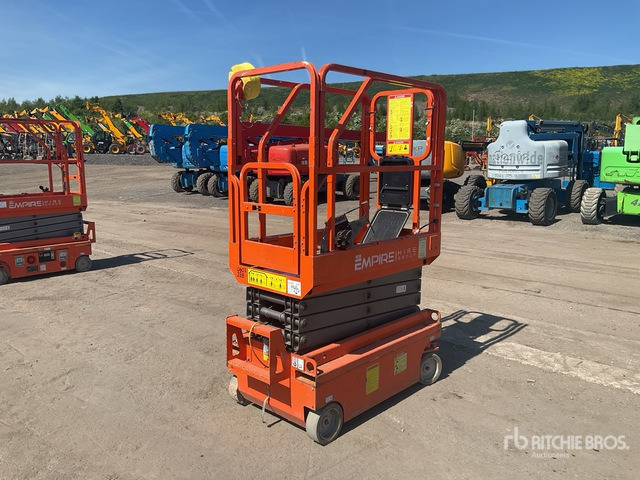 2016 Dingli 0607 Electric Scissor Lift - Lift u obliku makaza: slika 4 2016 Dingli 0607 Electric Scissor Lift - Lift u obliku makaza: slika 4