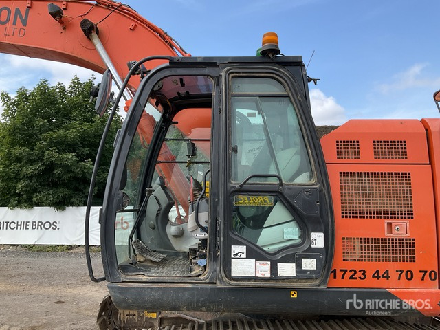 2016 Hitachi ZX225USLC-5B Tracked Excavator - Bager guseničar: slika 5 2016 Hitachi ZX225USLC-5B Tracked Excavator - Bager guseničar: slika 5
