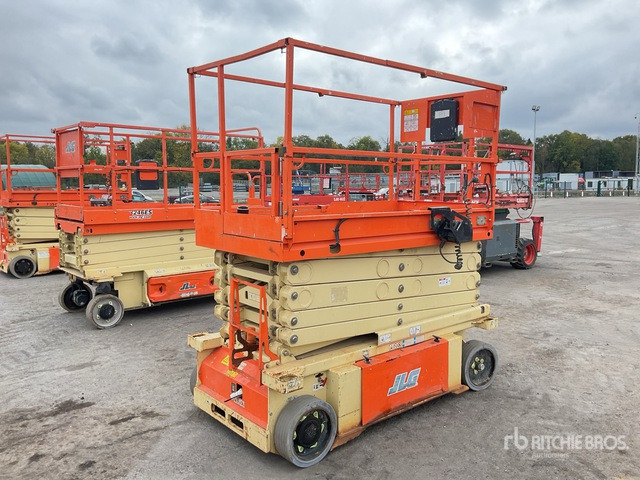 2016 JLG 10RS 2016 JLG 10RS Scissor Lift Scissor Lift - Lift u obliku makaza: slika 3 2016 JLG 10RS 2016 JLG 10RS Scissor Lift Scissor Lift - Lift u obliku makaza: slika 3
