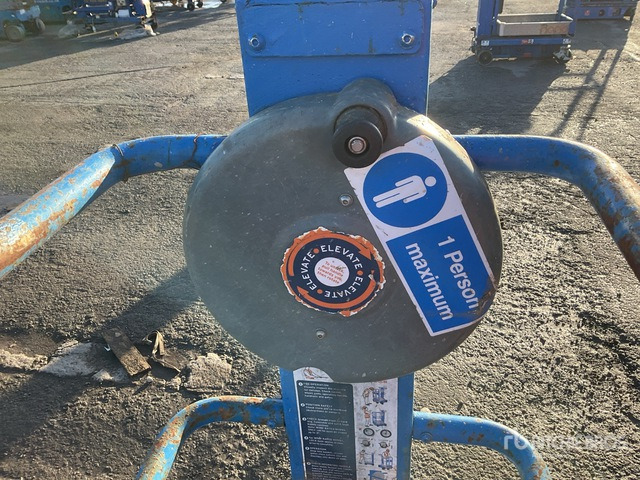 2016 Power Tower Peco Vertical Mast Lift - Jarbolna penjajuća platforma: slika 5 2016 Power Tower Peco Vertical Mast Lift - Jarbolna penjajuća platforma: slika 5