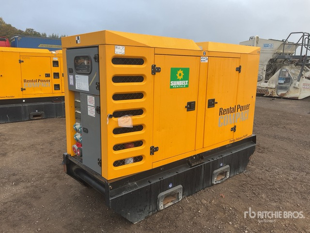 Set generatora 2016 Sdmo R110 2016 Sdmo R110 Generator Set Generator Set: slika 1