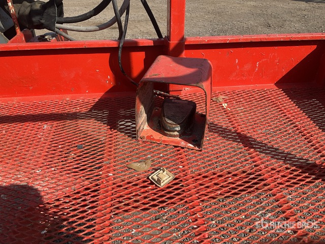 Zglobna platforma 2016 Skyjack SJ51AJ 4WD Diesel Articulating Boom Lift: slika 6