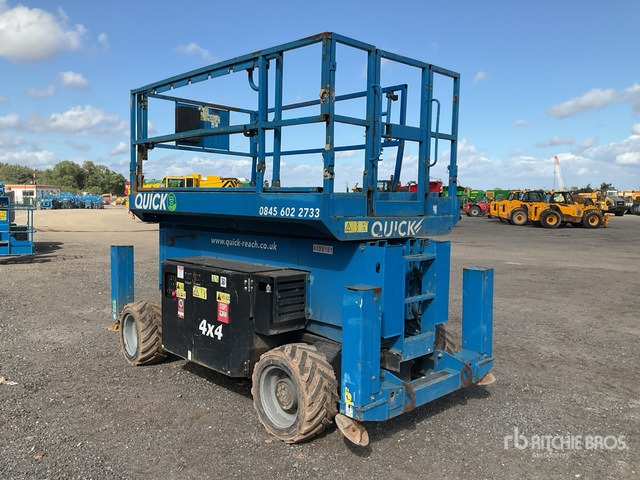 2017 Genie GS-4069 4x4 Diesel Scissor Lift - Lift u obliku makaza: slika 4 2017 Genie GS-4069 4x4 Diesel Scissor Lift - Lift u obliku makaza: slika 4