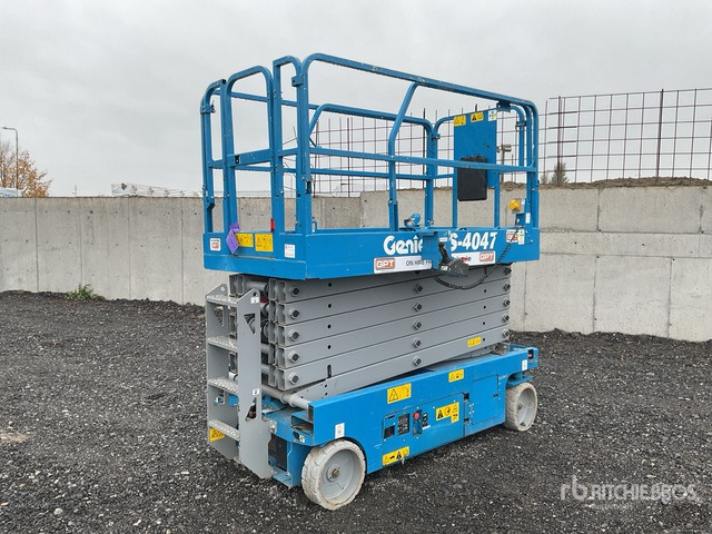 Lift u obliku makaza 2019 Genie GS4047 2019 Genie GS4047 Scissor Lift Scissor Lift: slika 1