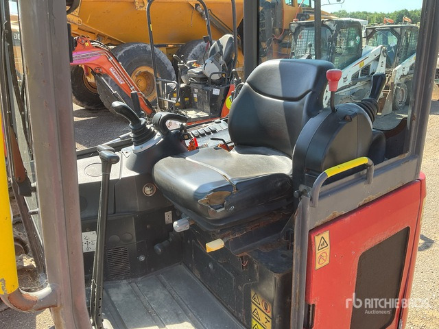 2019 JCB 16C-1 T3 Mini Excavator: <6.6t - Mini bager: slika 2 2019 JCB 16C-1 T3 Mini Excavator: <6.6t - Mini bager: slika 2
