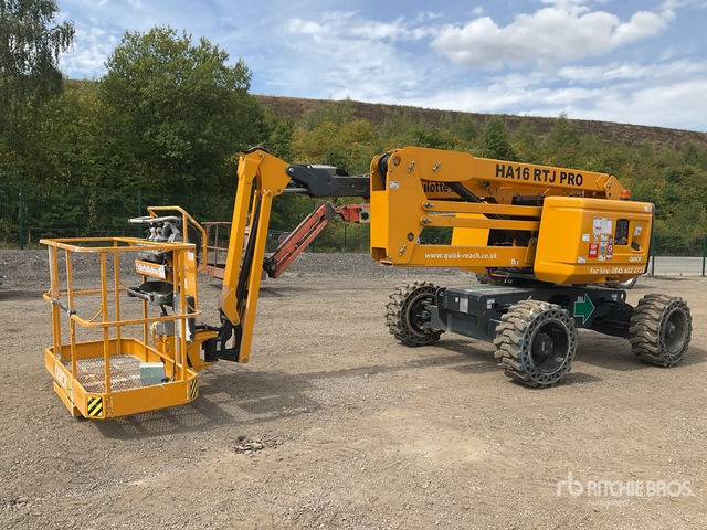 Zglobna platforma 2021 Haulotte HA16RT 4WD Diesel Articulating Boom Lift: slika 1
