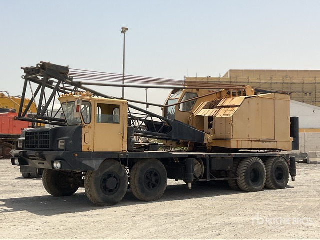 1969 American 4450CL 8x4x4 Lattice-Boom Truck Crane - Pokretni kran: slika 2 1969 American 4450CL 8x4x4 Lattice-Boom Truck Crane - Pokretni kran: slika 2