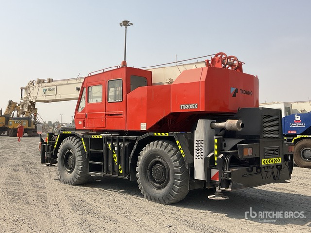 2002 Tadano TR300 EX 30 ton 4x4x4 Rough Terrain Crane - Autokran za teške terene: slika 4 2002 Tadano TR300 EX 30 ton 4x4x4 Rough Terrain Crane - Autokran za teške terene: slika 4