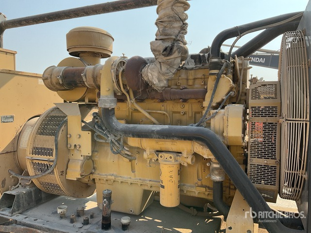 2004 Cat 450 410 kVA Skid-Mounted Generator Set - Set generatora: slika 5 2004 Cat 450 410 kVA Skid-Mounted Generator Set - Set generatora: slika 5