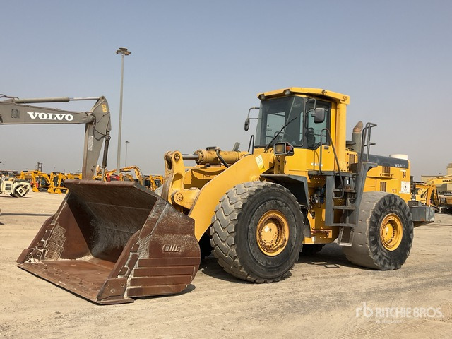 2004 Komatsu WA500-3 - Utovarivač točkaš: slika 2 2004 Komatsu WA500-3 - Utovarivač točkaš: slika 2