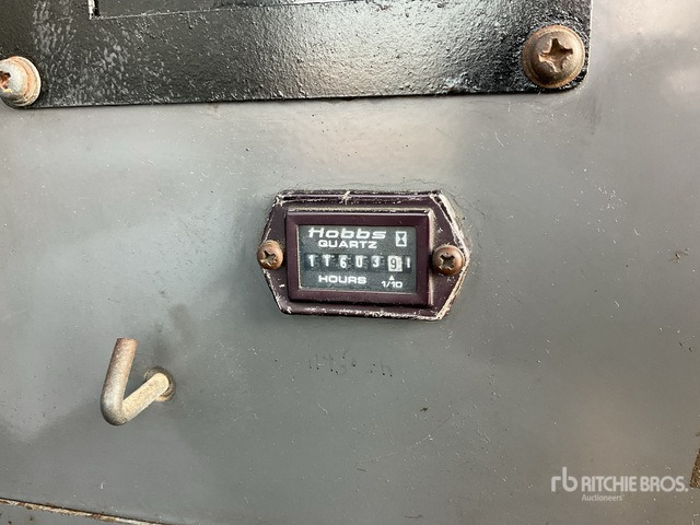 2005 Kobelco CKE1350 135 ton Lattice-Boom Crawler Crane - Kran guseničar: slika 1 2005 Kobelco CKE1350 135 ton Lattice-Boom Crawler Crane - Kran guseničar: slika 1