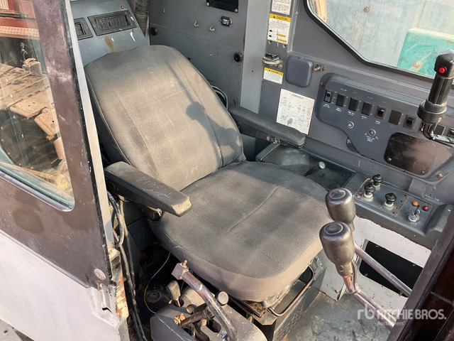 2005 Kobelco CKE1350 135 ton Lattice-Boom Crawler Crane - Kran guseničar: slika 2 2005 Kobelco CKE1350 135 ton Lattice-Boom Crawler Crane - Kran guseničar: slika 2