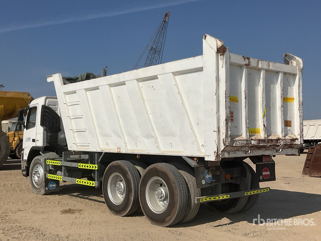 2005 Volvo FM12-380 6x4 T/A Dump Truck - Istovarivač: slika 2 2005 Volvo FM12-380 6x4 T/A Dump Truck - Istovarivač: slika 2