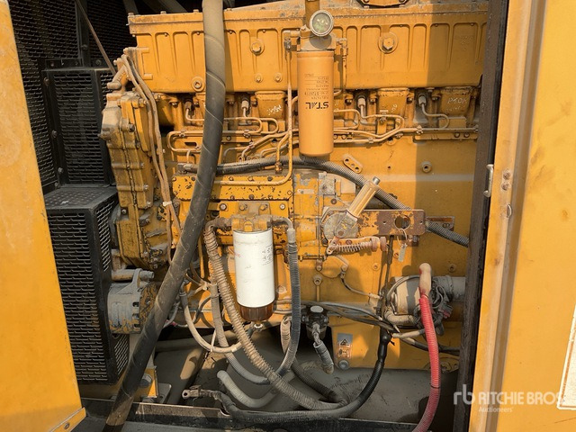 2006 Cat 3406 365 kVA Skid-Mounted Generator Set - Set generatora: slika 5 2006 Cat 3406 365 kVA Skid-Mounted Generator Set - Set generatora: slika 5