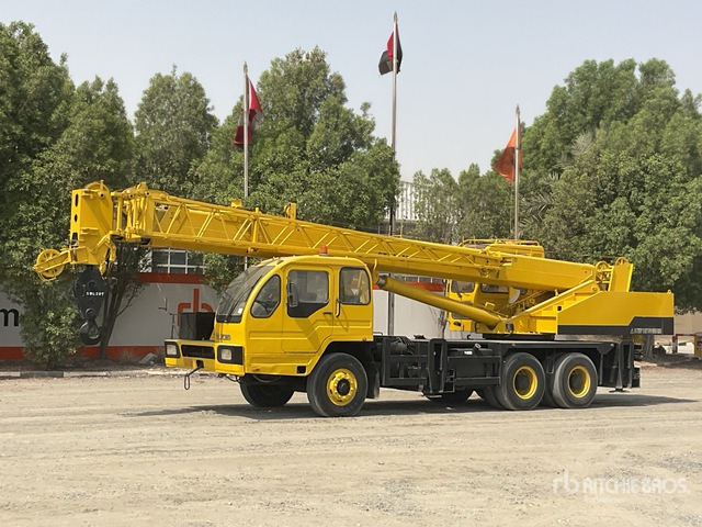 2007 XCMG QY20 20 ton 6x4 Hydraulic Truck Crane - Pokretni kran: slika 2 2007 XCMG QY20 20 ton 6x4 Hydraulic Truck Crane - Pokretni kran: slika 2