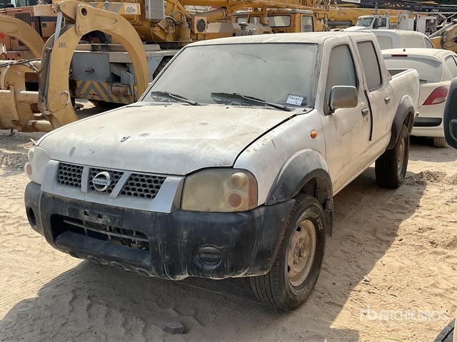 2008 Nissan 4x4 Crew Cab (Inoperable) Pickup - Pikap: slika 2 2008 Nissan 4x4 Crew Cab (Inoperable) Pickup - Pikap: slika 2