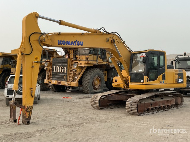2010 Komatsu PC220-8N1 - Bager guseničar: slika 3 2010 Komatsu PC220-8N1 - Bager guseničar: slika 3