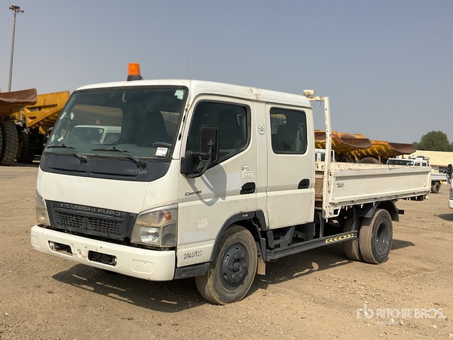 2010 Mitsubishi Canter 4x2 Crew Cab Flatbed Truck - Kamion sa tovarnim sandukom: slika 2 2010 Mitsubishi Canter 4x2 Crew Cab Flatbed Truck - Kamion sa tovarnim sandukom: slika 2