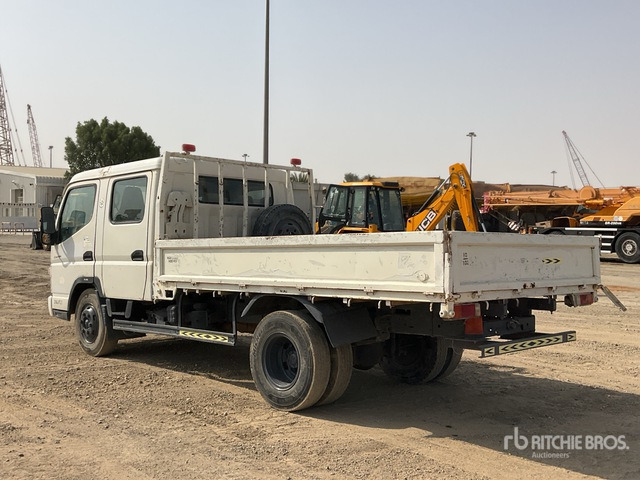 2010 Mitsubishi Canter 4x2 Crew Cab Flatbed Truck - Kamion sa tovarnim sandukom: slika 4 2010 Mitsubishi Canter 4x2 Crew Cab Flatbed Truck - Kamion sa tovarnim sandukom: slika 4