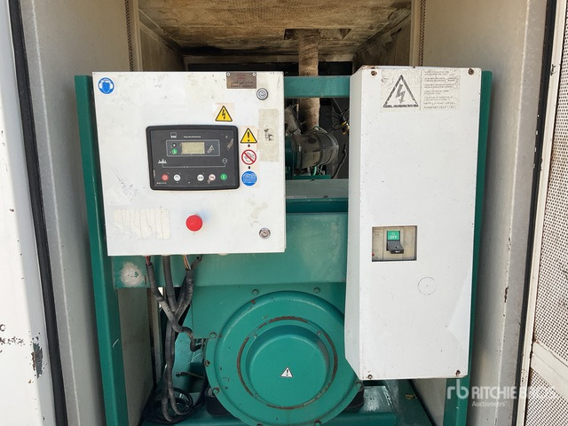 2011 Cummins 385 kVA Skid-Mounted Generator Set - Set generatora: slika 4 2011 Cummins 385 kVA Skid-Mounted Generator Set - Set generatora: slika 4