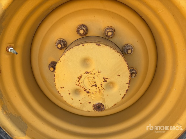 2012 Cat CS-533E Smooth Drum Compactor - Kompaktor: slika 5 2012 Cat CS-533E Smooth Drum Compactor - Kompaktor: slika 5